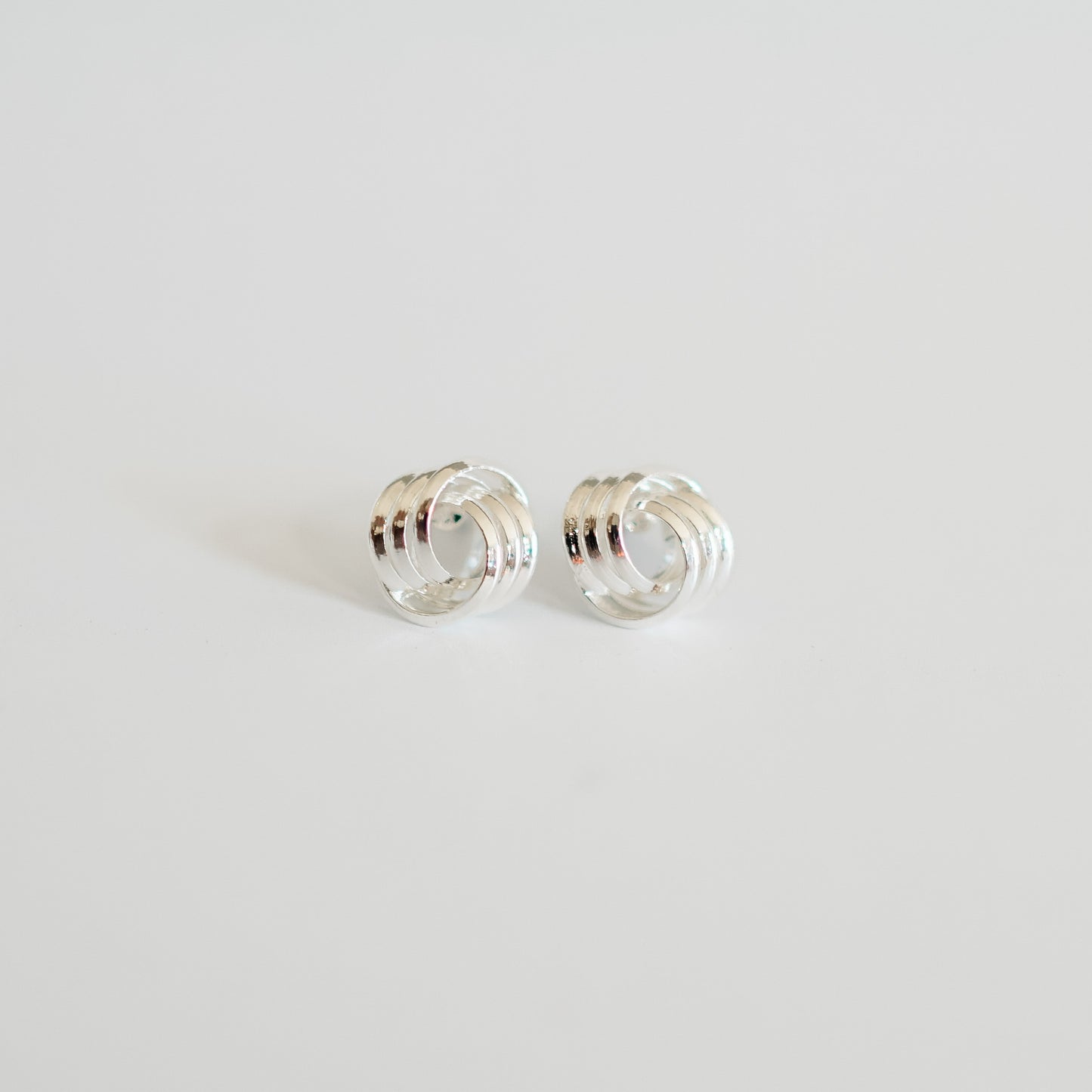 The Knotted Stud