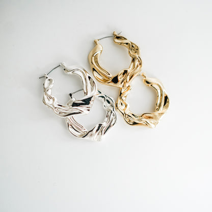 The Twisted Hoop